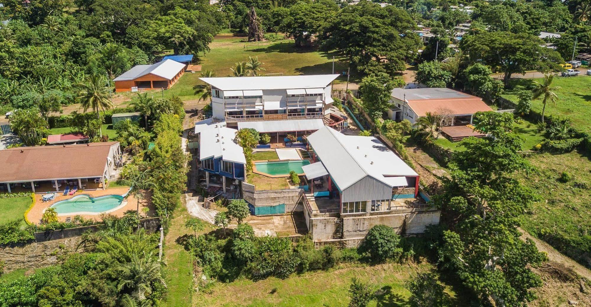 Retreat Seaside Hostel Port Vila Exterior photo